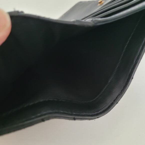 Tory Burch Kira Medium Slim Wallet Black Chevron Quilted Leather Bifold Logo - Picture 6 of 13